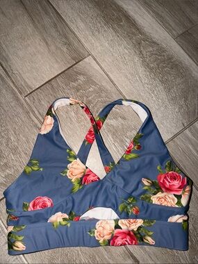 Floral Fit Booty Sports Bra - Blue Rose Print